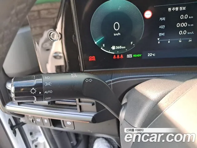 Hyundai Santa Fe MX5 — Фото автомобиля 11