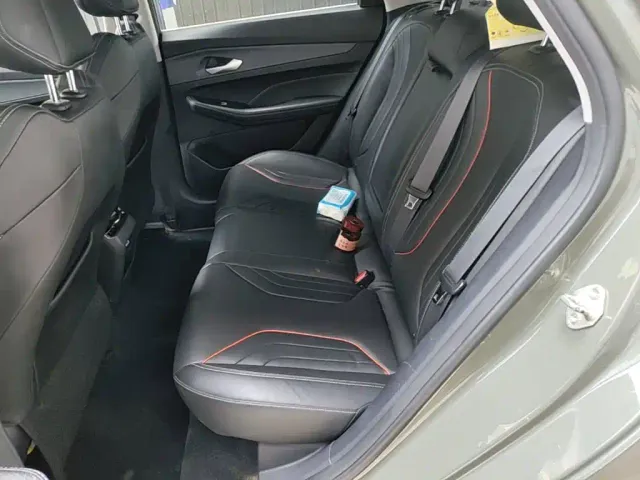 Geely Binrui — Фото автомобиля 16