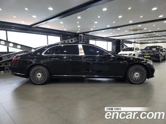 Mercedes-Benz S-Class — Фото автомобиля 9