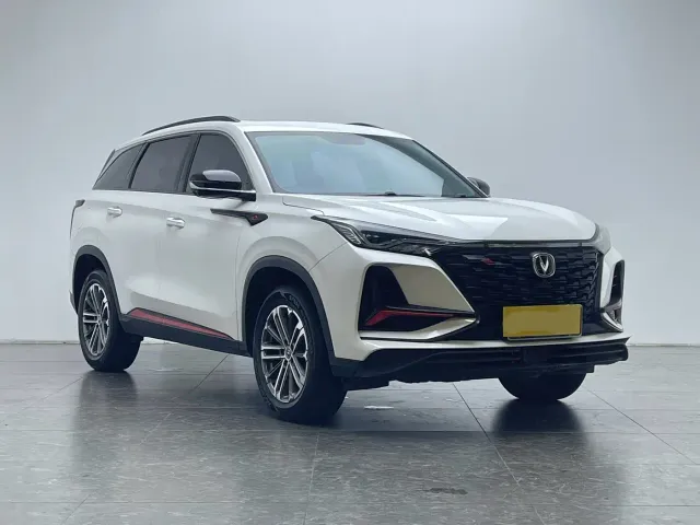 Changan CS75 Plus — Фото автомобиля 3