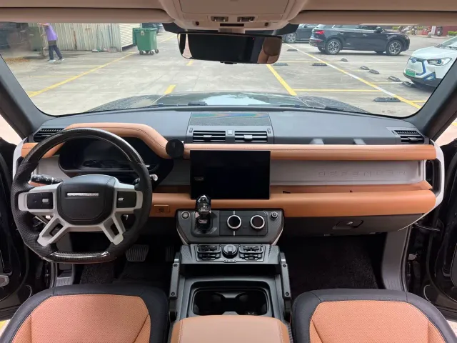 Land Rover Land Rover Defender 2021 110 P400 X-DYNAMIC HSE — Фото автомобиля 5
