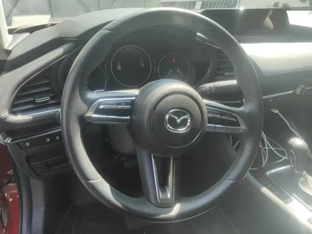 Mazda Axela — Фото автомобиля 15