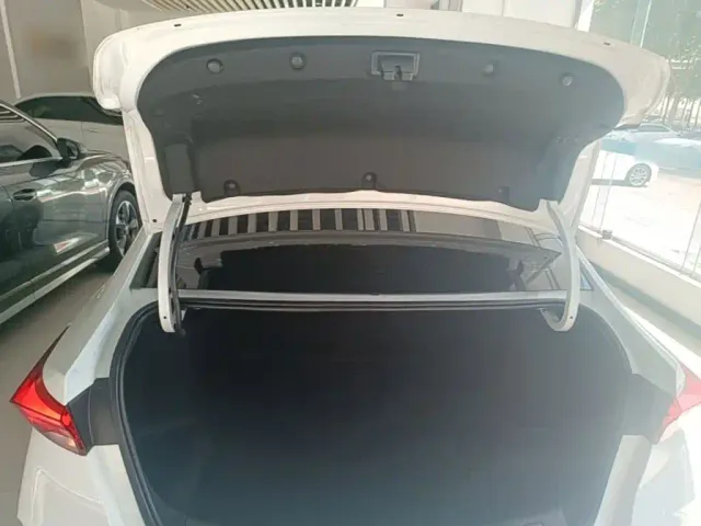 Buick Verano — Фото автомобиля 18