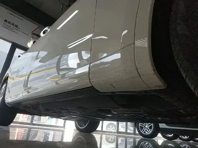 Maserati Levante — Фото автомобиля 20