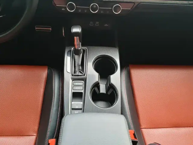 Honda Civic 2022 240TURBO CVT Sport Edition — Фото автомобиля 16