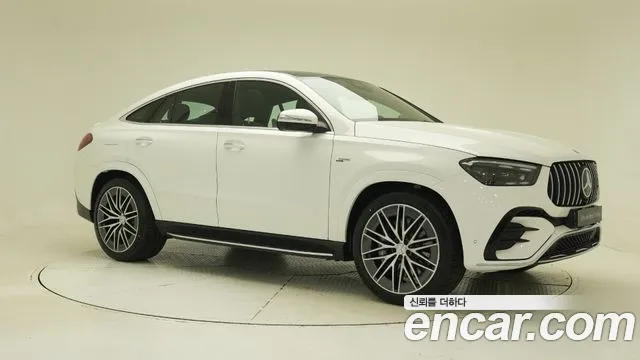 Mercedes-Benz GLE-Class — Фото автомобиля 14