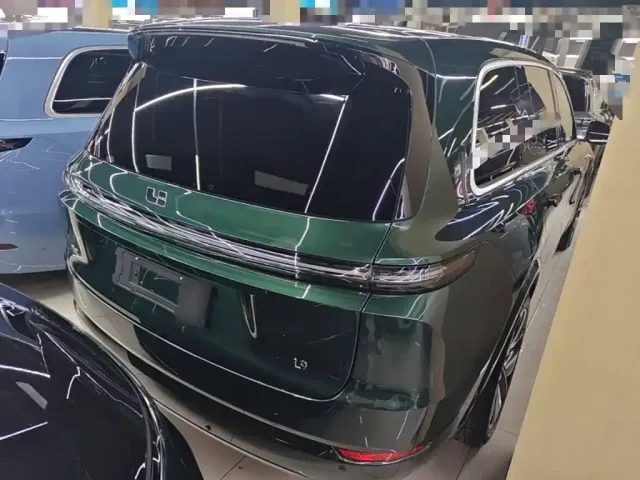 Li Auto L9 — Фото автомобиля 6