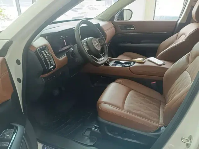 Nissan Terra — Фото автомобиля 14