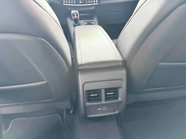 Cadillac XT4 — Фото автомобиля 11