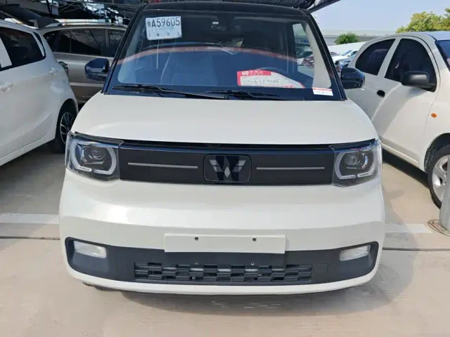 Wuling Hongguang Mini EV — Фото автомобиля 2