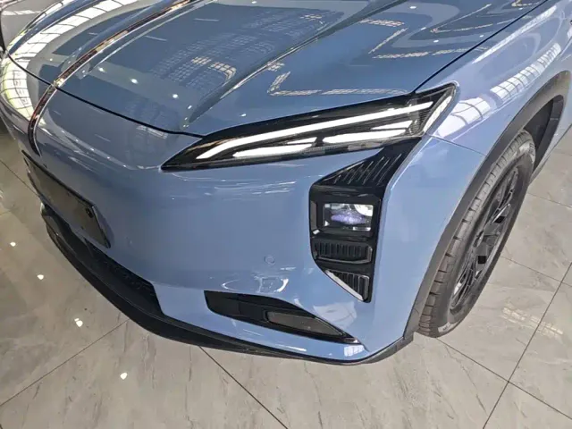 Hongqi Tian Gong 08 — Фото автомобиля 23