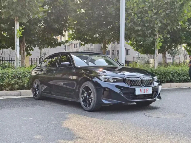 BMW i3 — Фото автомобиля 3