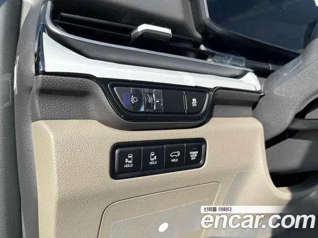 Kia Carnival Generation 4 — Фото автомобиля 11
