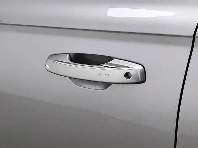Geely Xingyue L — Фото автомобиля 18