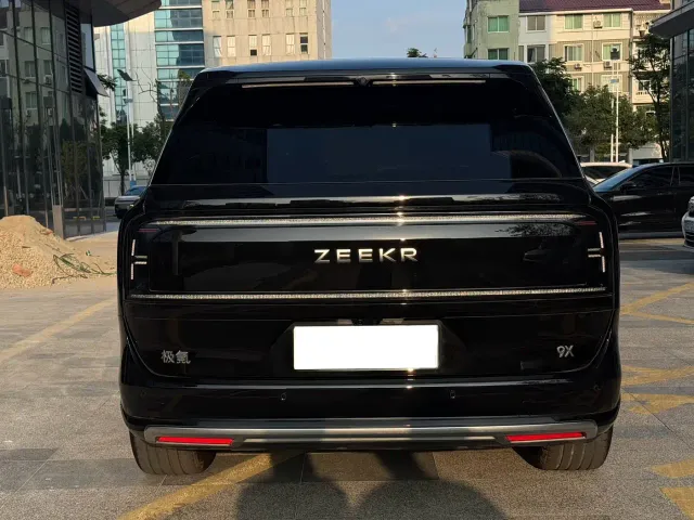 ZEEKR Zeekr 9X 2025 Max Edition — Фото автомобиля 5