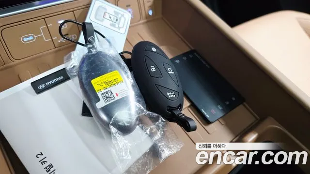Hyundai Santafe Santa Fe (MX5) Бензин 2.5T 4WD — Фото автомобиля 15