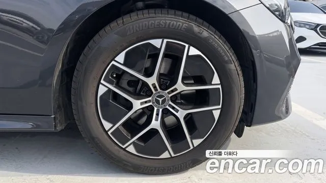Mercedes-Benz E-Class W214 — Фото автомобиля 5