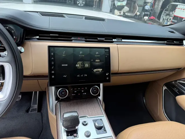 Land Rover Range Rover — Фото автомобиля 6