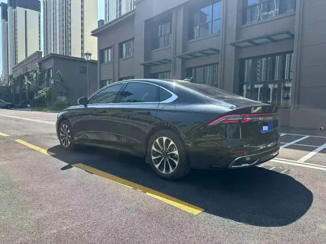Lincoln Z — Фото автомобиля 8