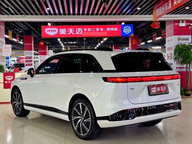 Xpeng G9 — Фото автомобиля 6