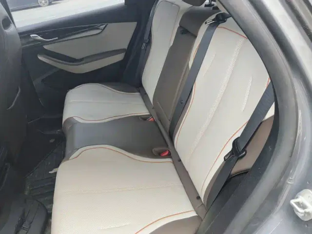 BYD Qin PLUS — Фото автомобиля 14