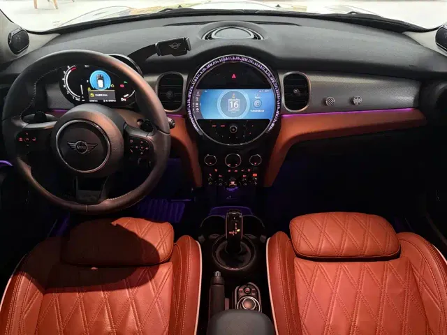 MINI Hatch — Фото автомобиля 6