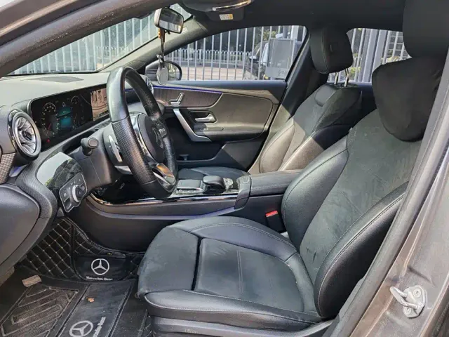 Mercedes-Benz A-Class — Фото автомобиля 16
