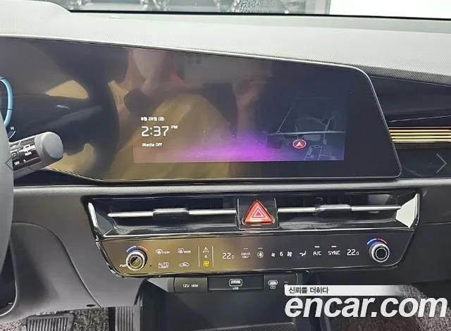 Kia Niro The All New — Фото автомобиля 10