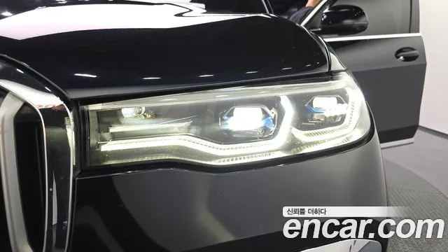 BMW X7 — Фото автомобиля 21