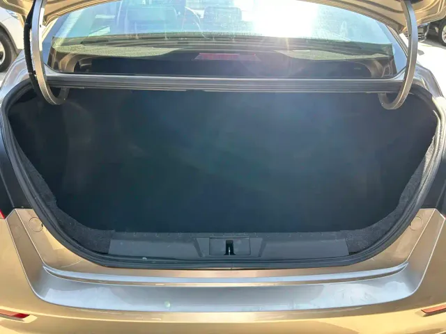 Geely Emgrand — Фото автомобиля 6