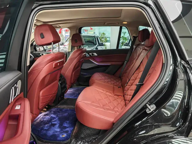 BMW X5 — Фото автомобиля 12