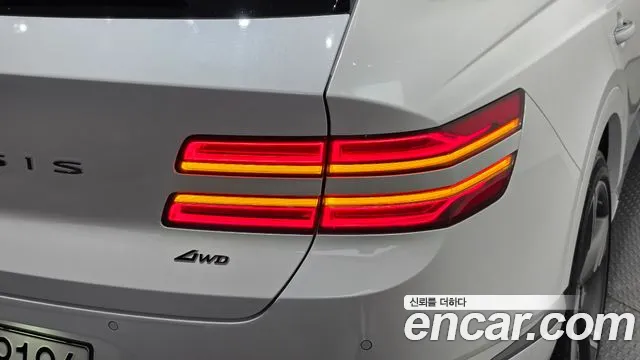 Genesis GV80 — Фото автомобиля 8