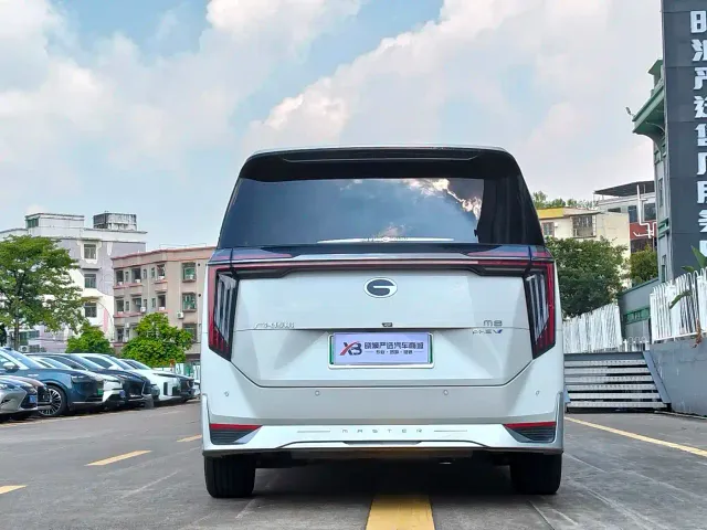 GAC Trumpchi Xiangwang M8 — Фото автомобиля 21