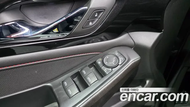 ChevroletGMDaewoo Traverse Traverse — Фото автомобиля 25