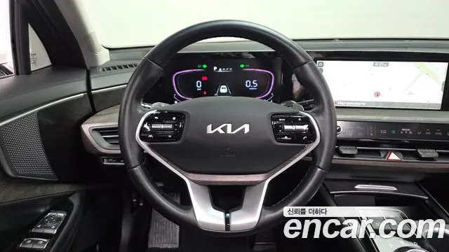 Kia K8 — Фото автомобиля 12