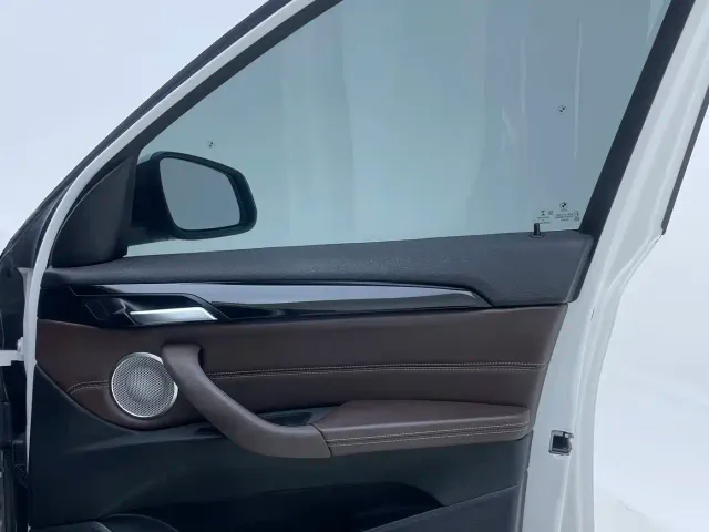 BMW X1 — Фото автомобиля 29