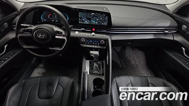 Hyundai Avante CN7 — Фото автомобиля 10