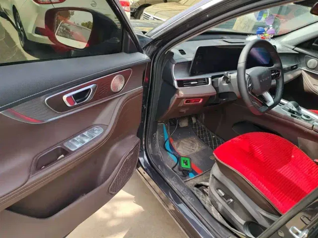 Chery Tiggo 8 PLUS — Фото автомобиля 11