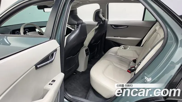 Kia Niro All Niro EV Earth — Фото автомобиля 12