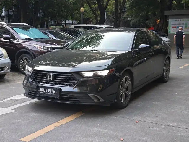Фотография автомобиля — Honda Accord