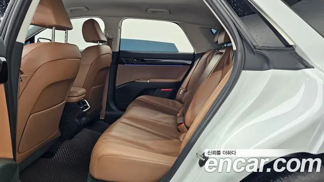 Hyundai Grandeur Grandeur (GN7) 2.5 Бензин 2WD — Фото автомобиля 26