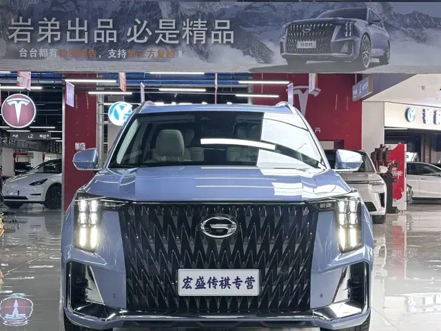 GAC Trumpchi GS8 — Фото автомобиля 3