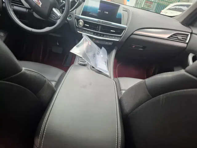 Cadillac CT5 — Фото автомобиля 11