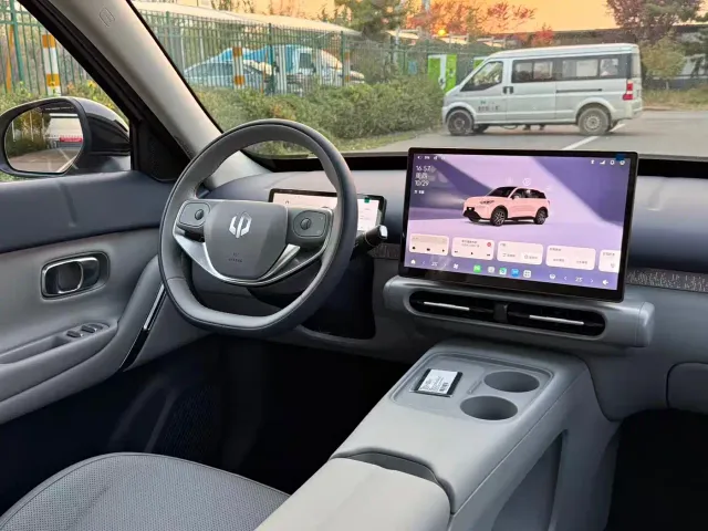 Leapmotor A10 — Фото автомобиля 19