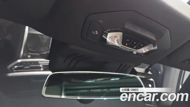 BMW 4 Series G22 — Фото автомобиля 25