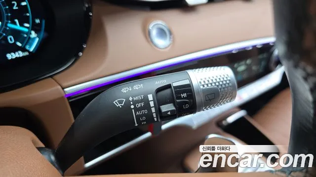 Genesis GV70 — Фото автомобиля 26