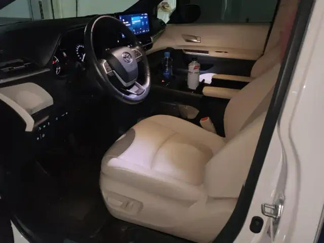Toyota Granvia — Фото автомобиля 9