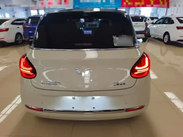 Wuling Bingo — Фото автомобиля 5