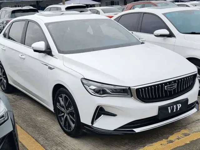 Geely Emgrand — Фото автомобиля 3