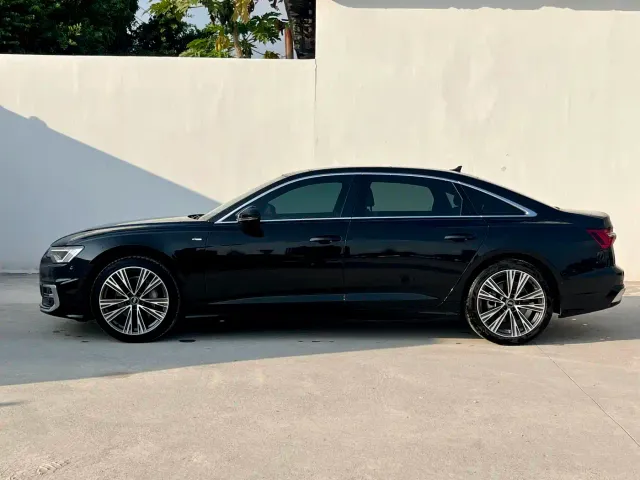 Audi A6L — Фото автомобиля 5